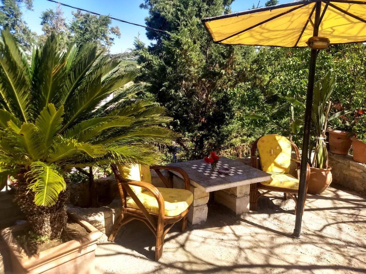 Modern 1-Bedroom With Bbq & Roof Garden Near Beach Stalos Exterior photo