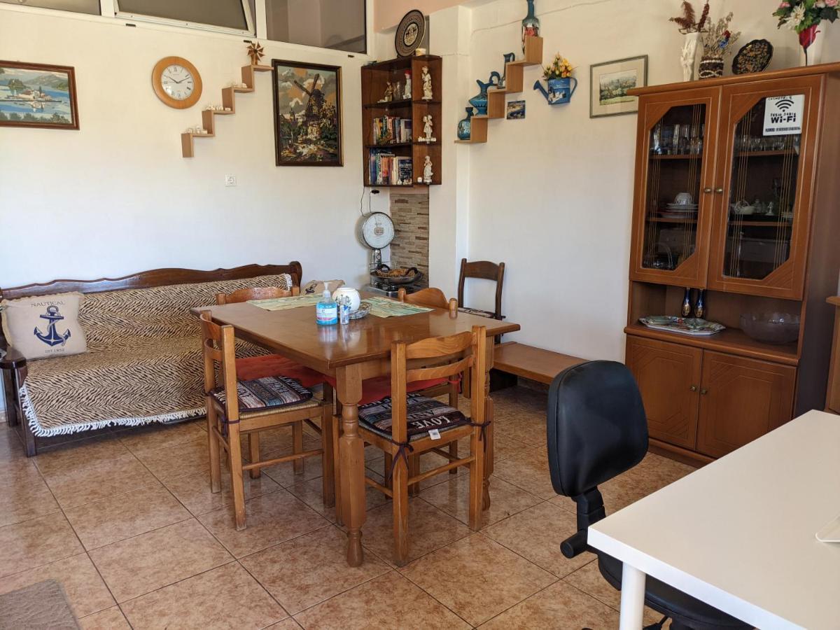Modern 1-Bedroom With Bbq & Roof Garden Near Beach Stalos Exterior photo