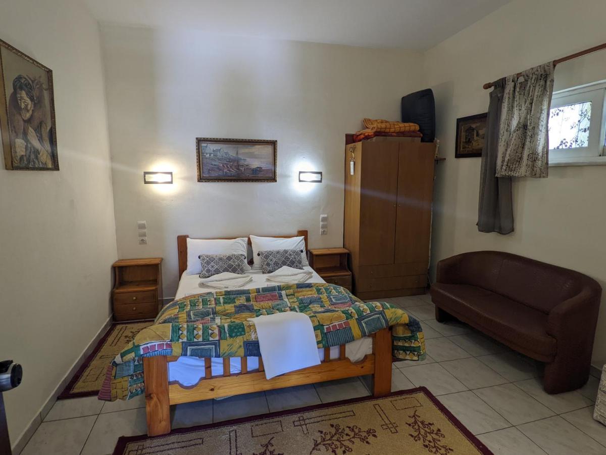 Modern 1-Bedroom With Bbq & Roof Garden Near Beach Stalos Exterior photo